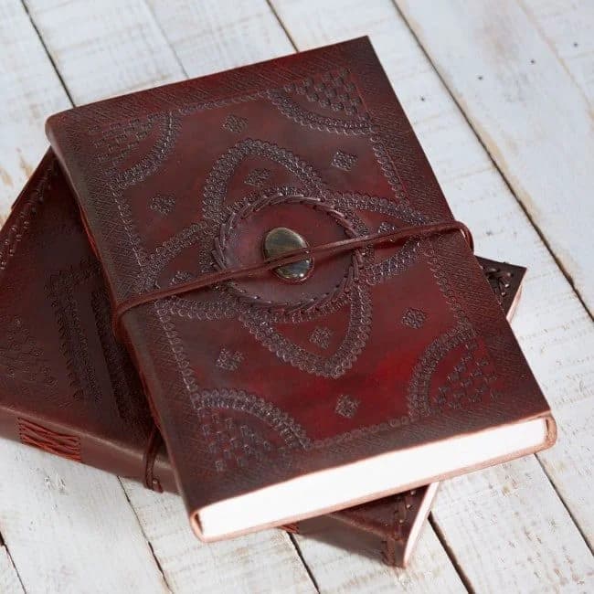IndiFash - Vintage Flower With Single Stone Embossed Unique Design 7″5 Handcrafted Leather Journal/Diary 200 page | 100% Genuine Leather