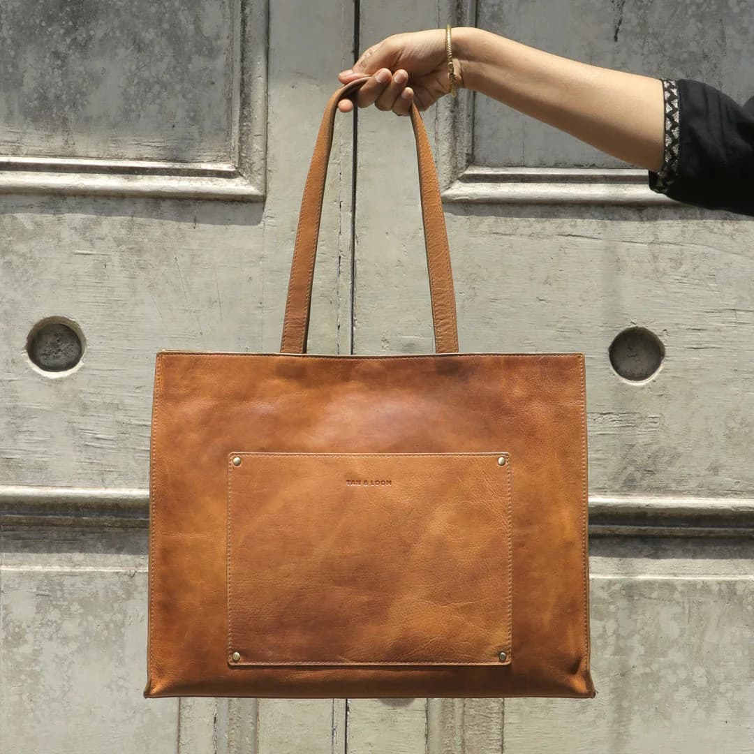 Artist's Tote (Tuscany Tan) thumbnail 5