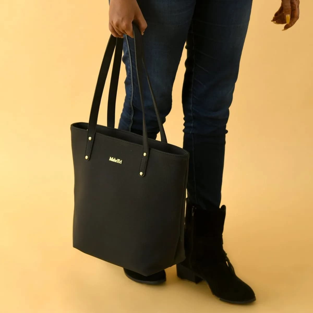 Era Vegan Leather Tote - Midnight Black thumbnail 7