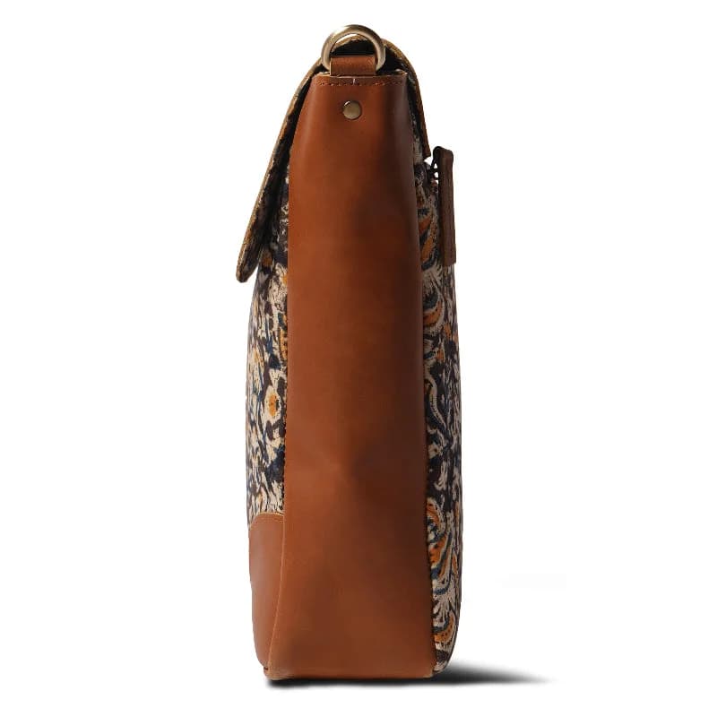Floral Flap Laptop Bag thumbnail 8