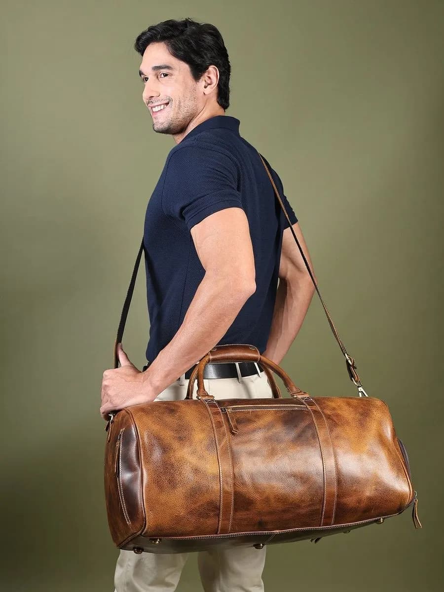 Heritage Buffalo Leather Duffel Bag thumbnail 12