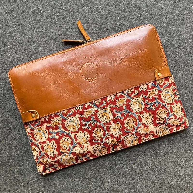 Island Bloom Leather Laptop thumbnail 13
