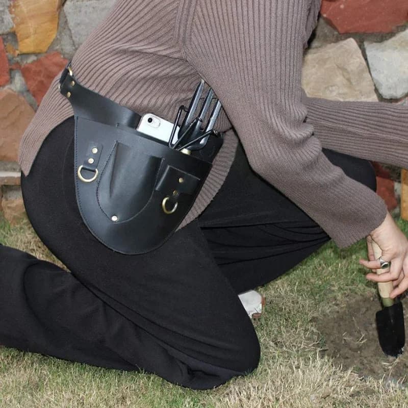 Leather Gardening Tool Belt thumbnail 5