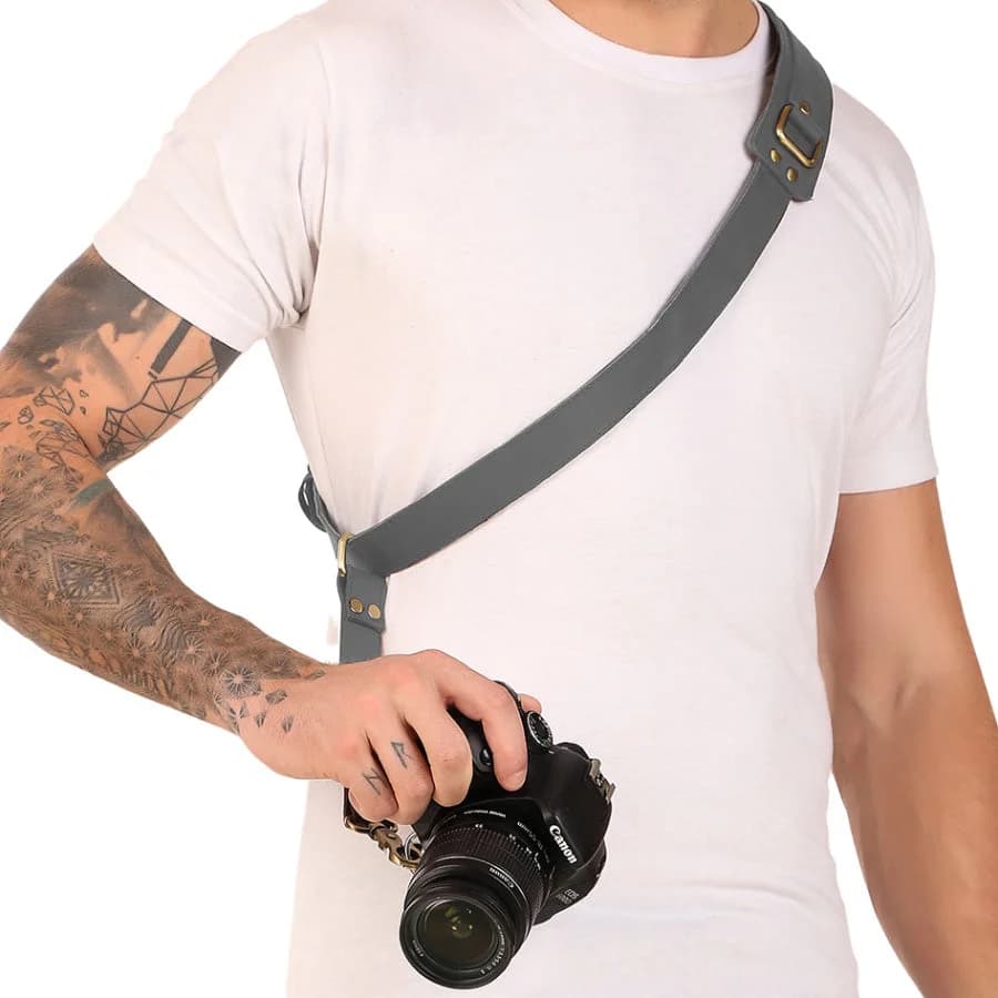 Monolens Leather Camera Strap Black thumbnail 7