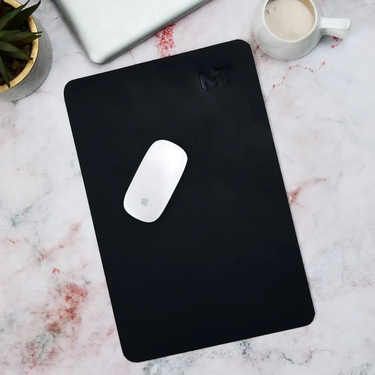 Noir Opulence Black Leather Desk Mat + Mouse Pad thumbnail 2