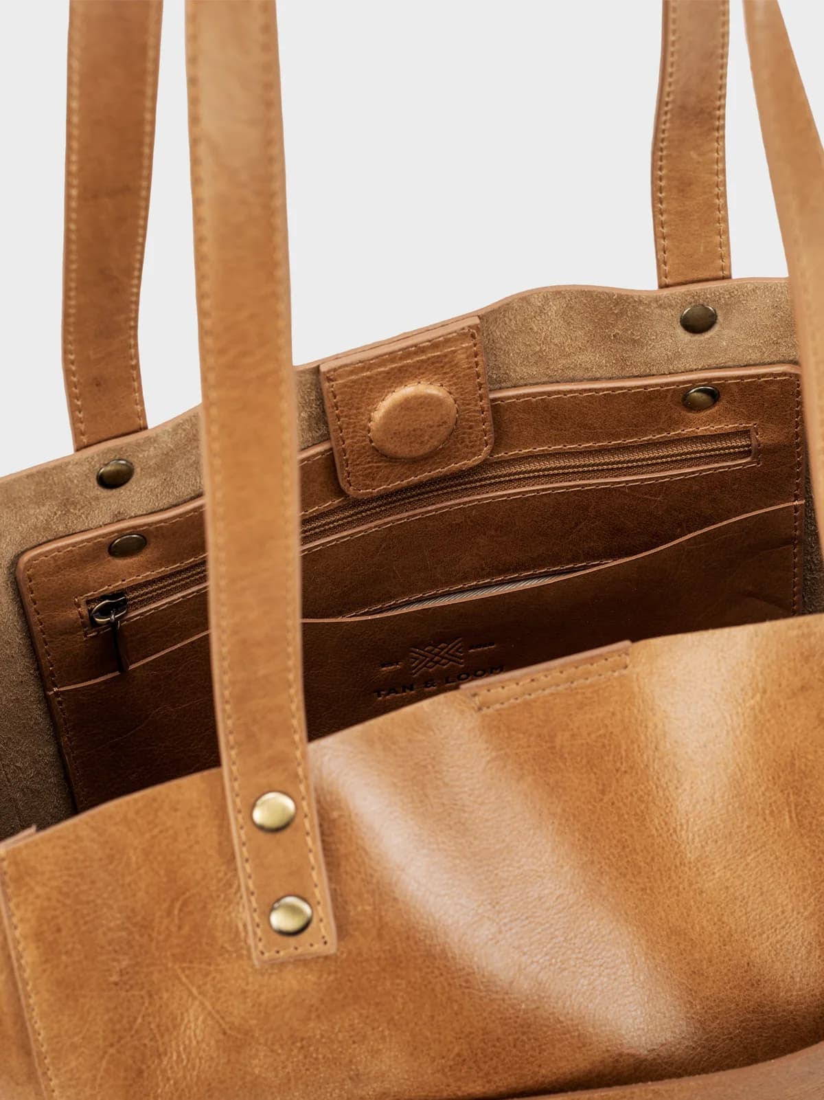 Old Fashioned Top Closure Tote (Tuscany Tan) thumbnail 2