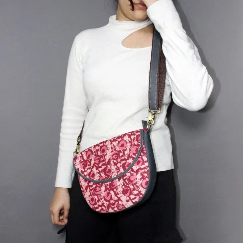 Gulnaar Sling Bag thumbnail 13