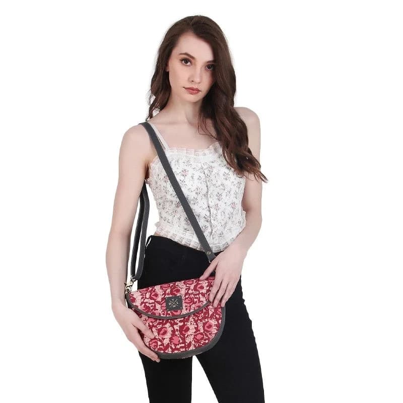 Gulnaar Sling Bag thumbnail 4
