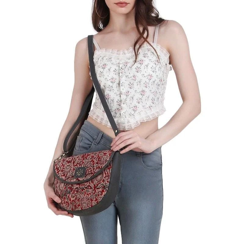 Gulnaar Sling Bag thumbnail 7