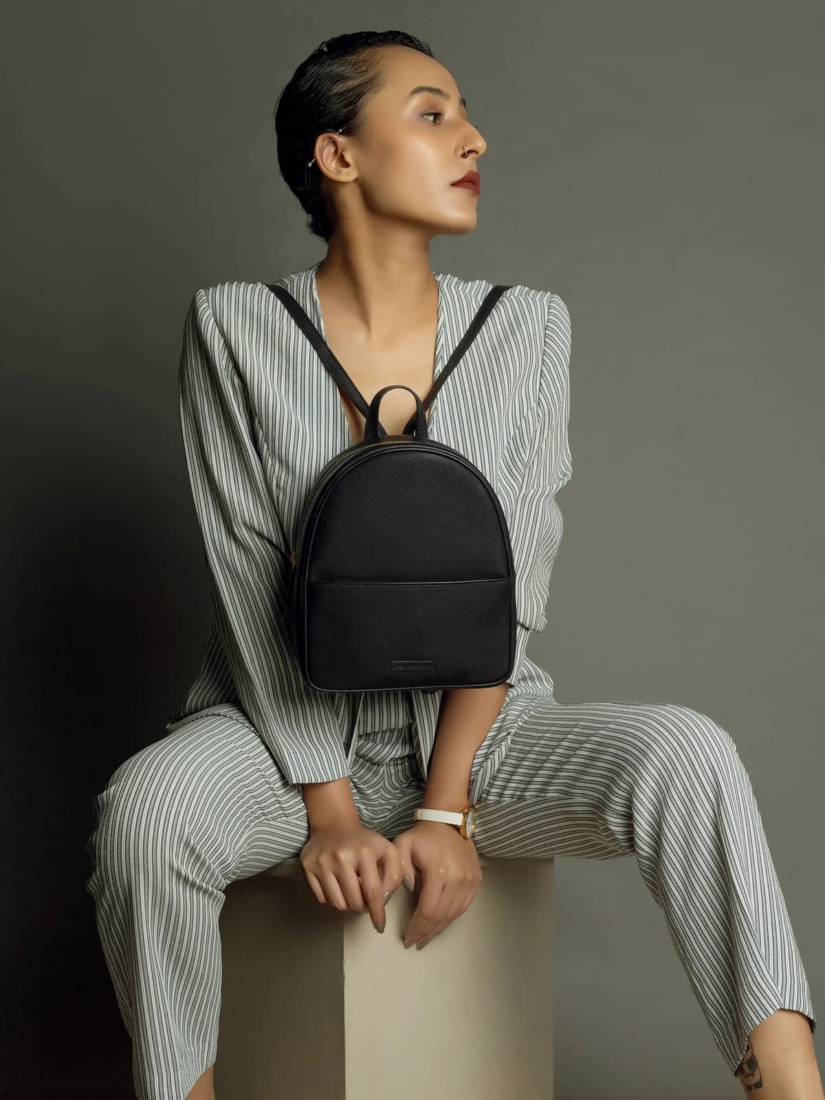 Wanderlust Backpack (Black) thumbnail 2