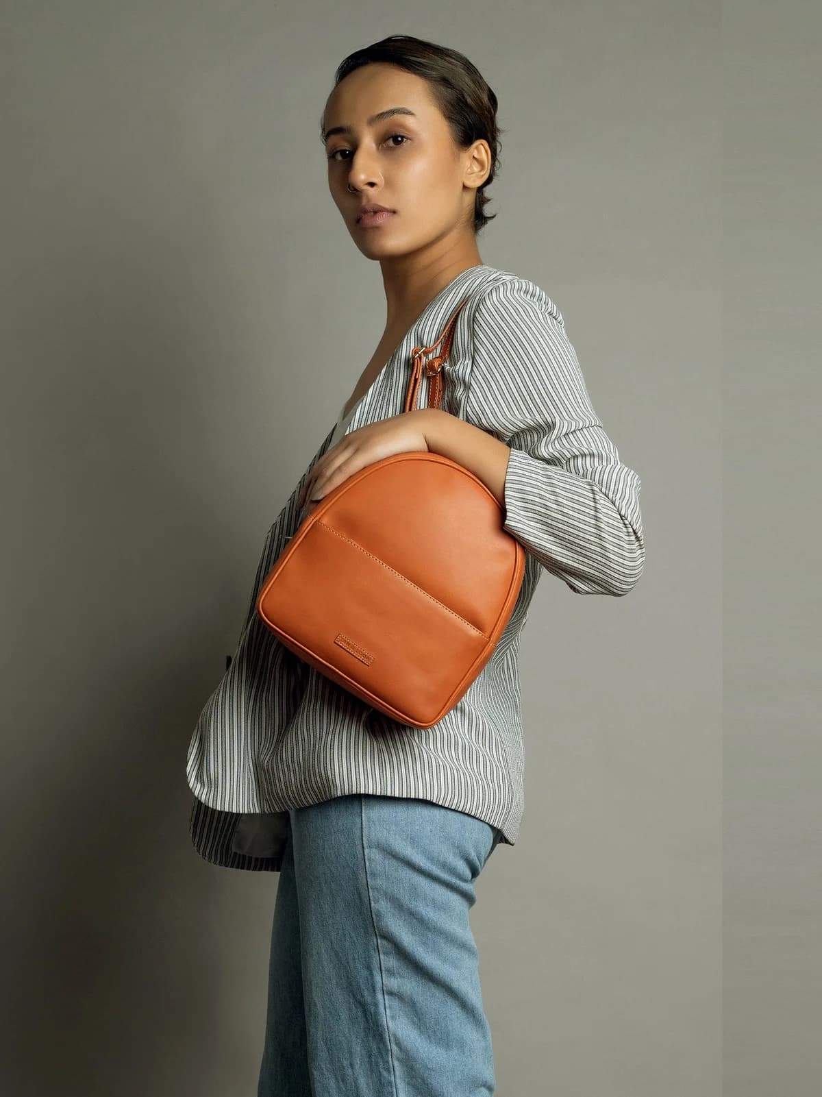 Wanderlust Backpack (Tan) thumbnail 8