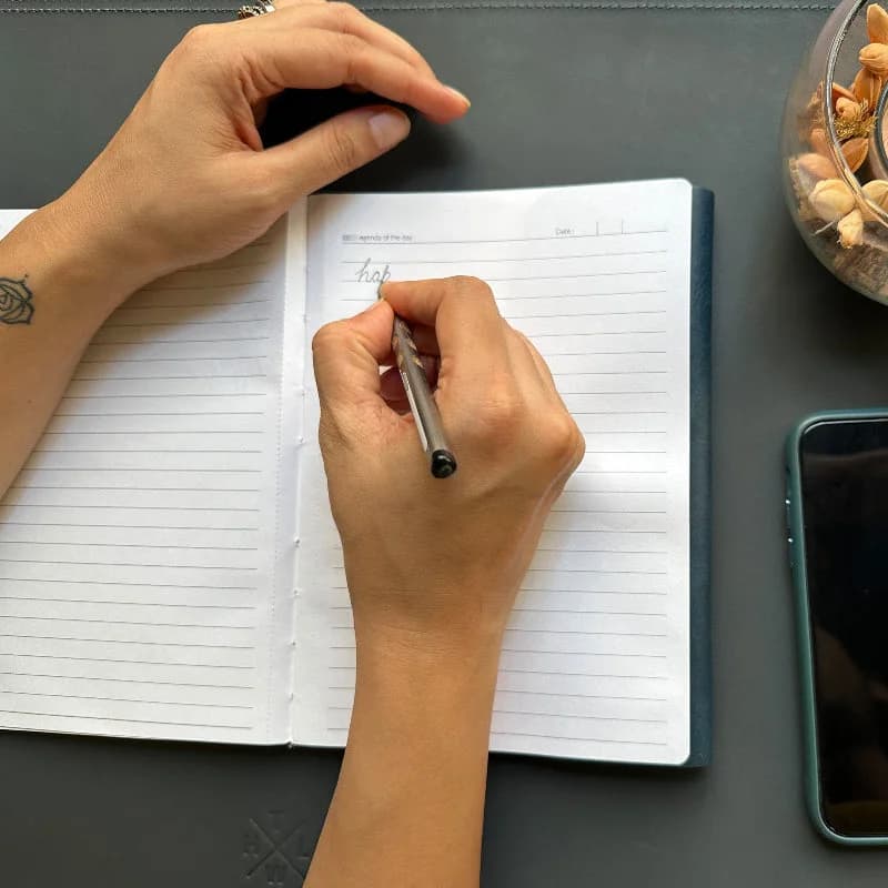 Timeless Notes Diary thumbnail 7