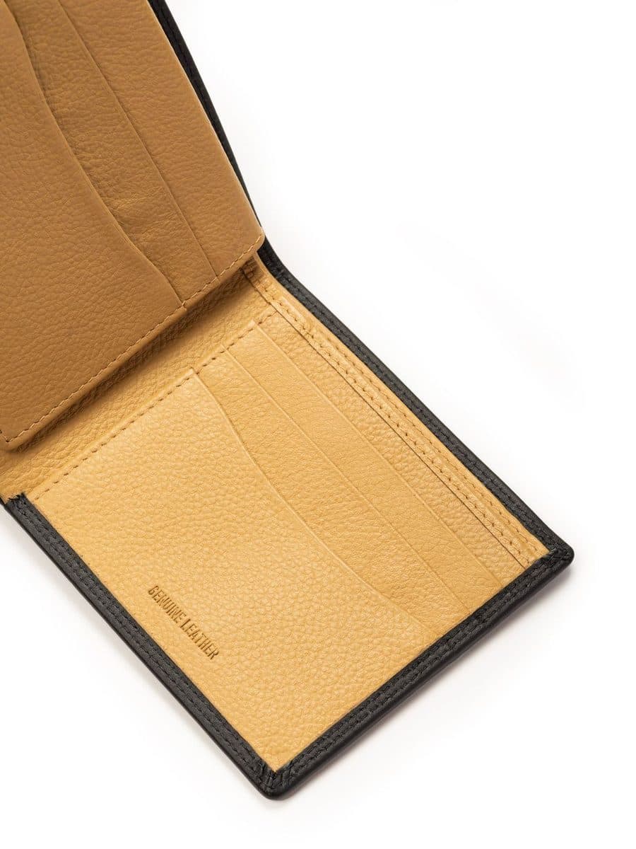 Urbane Hunt Premium Leather Wallet thumbnail 5