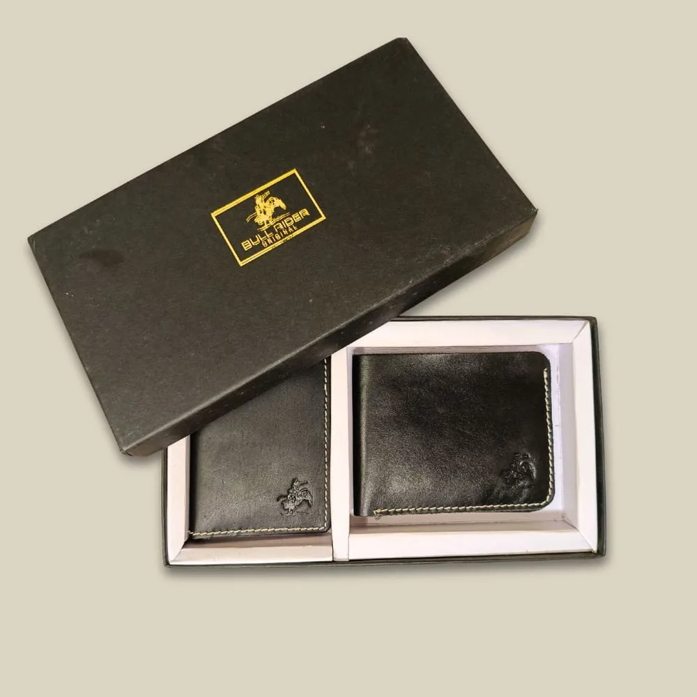 Ayush Bullrider Real leather wallet and card case Men Gift Set