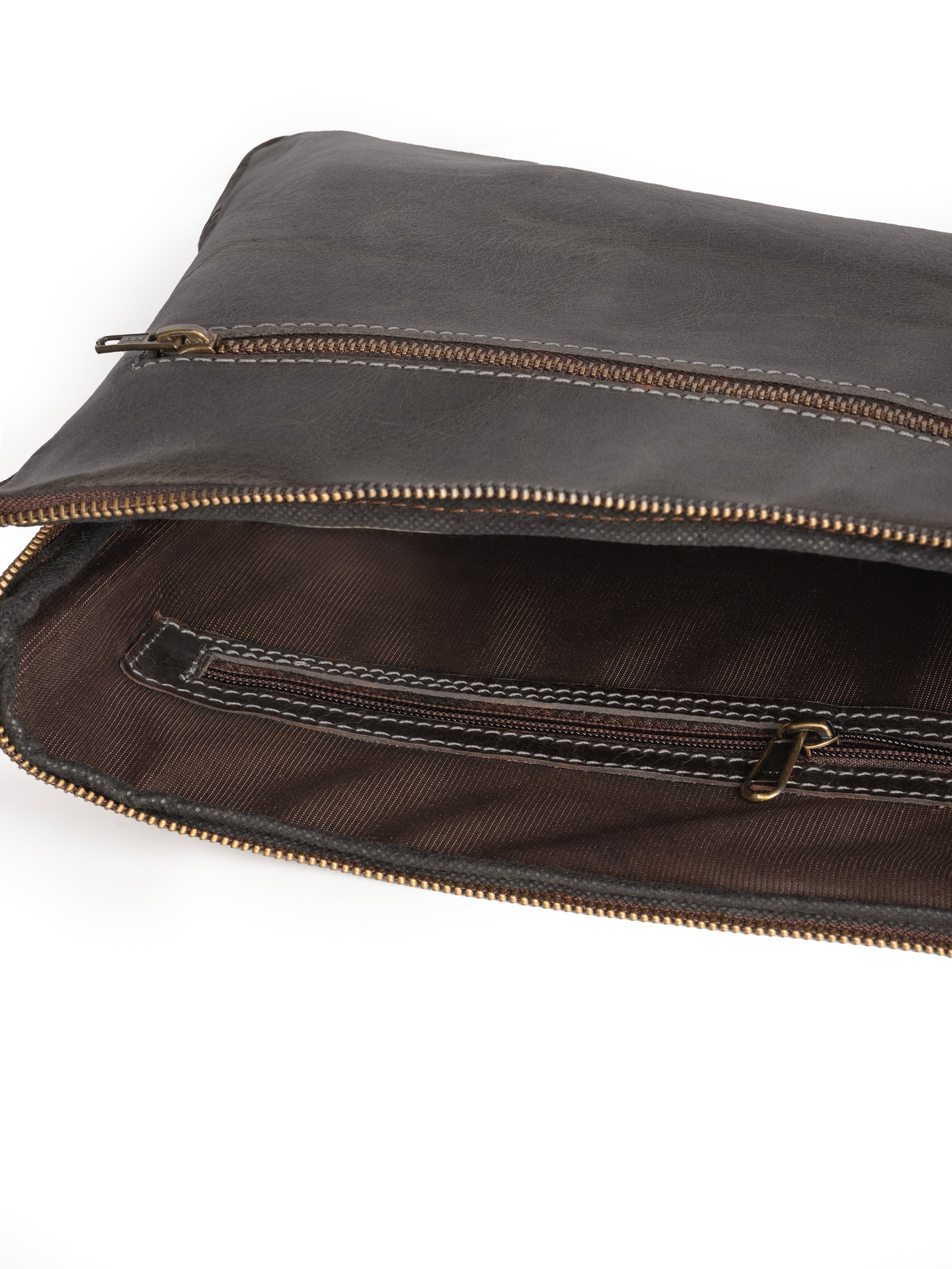Brown Laptop Sleeve thumbnail 13