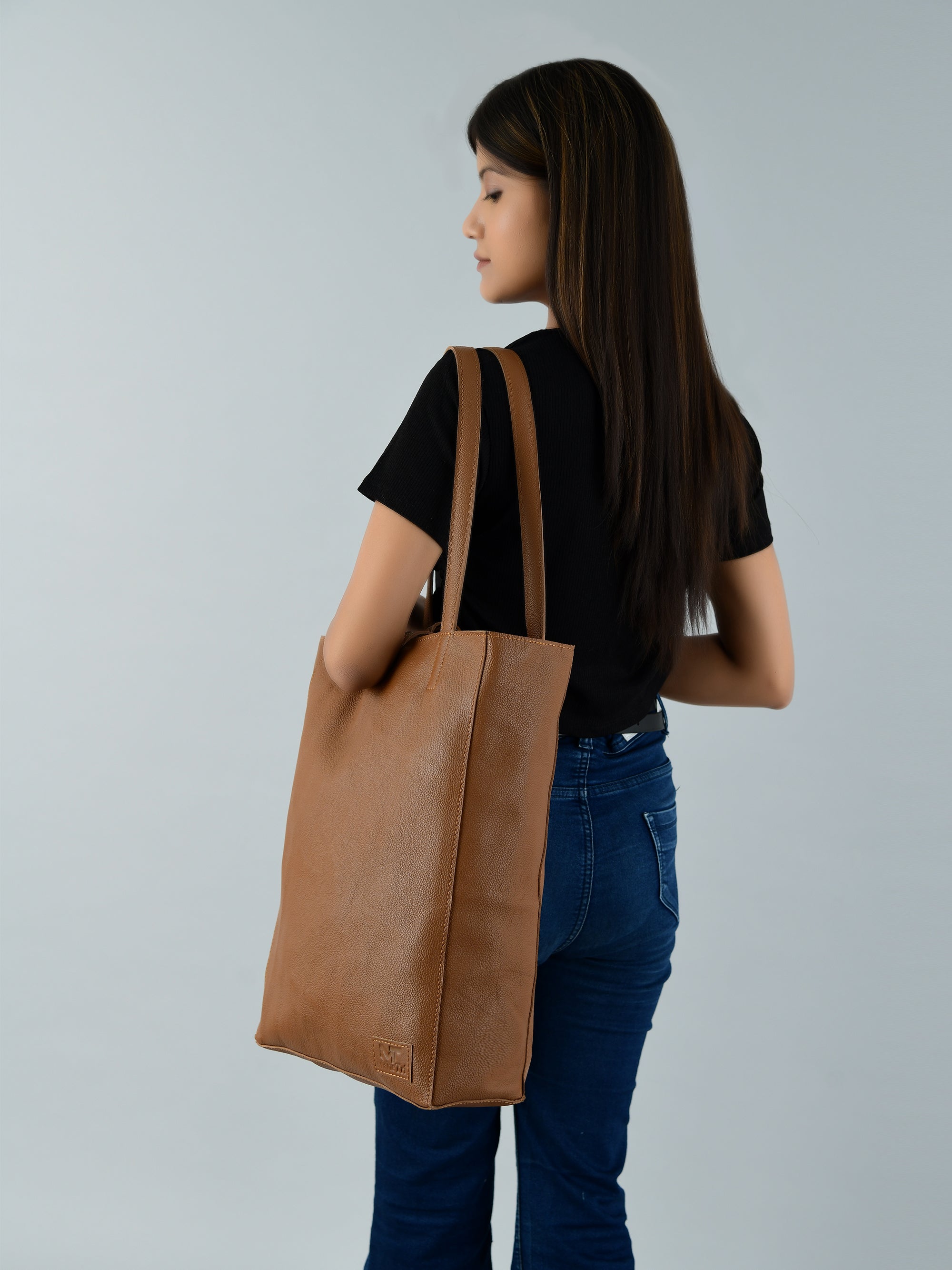 Café Chic Women's Leather Tote Bag thumbnail 5