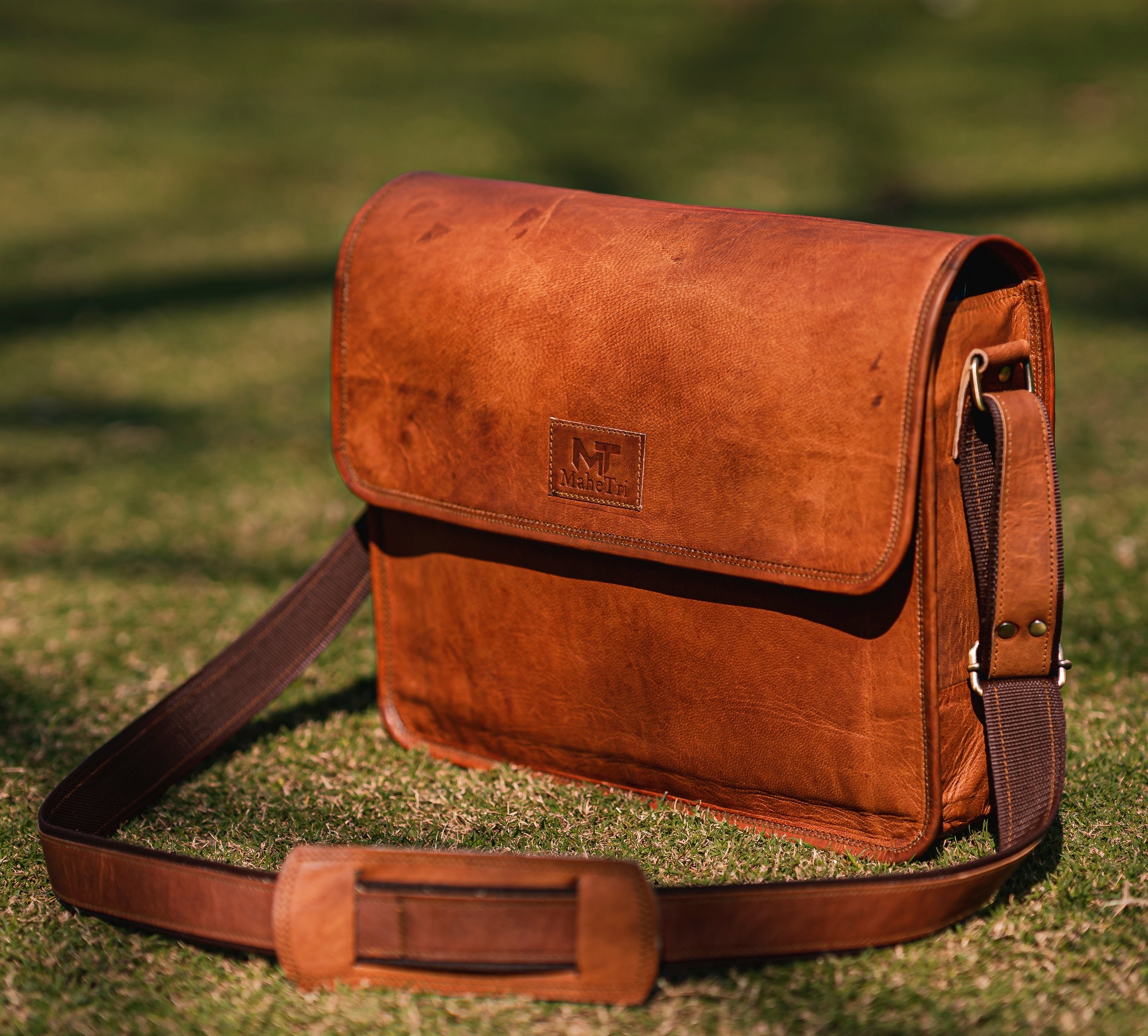 Cambridge Leather Satchel Bag thumbnail 12