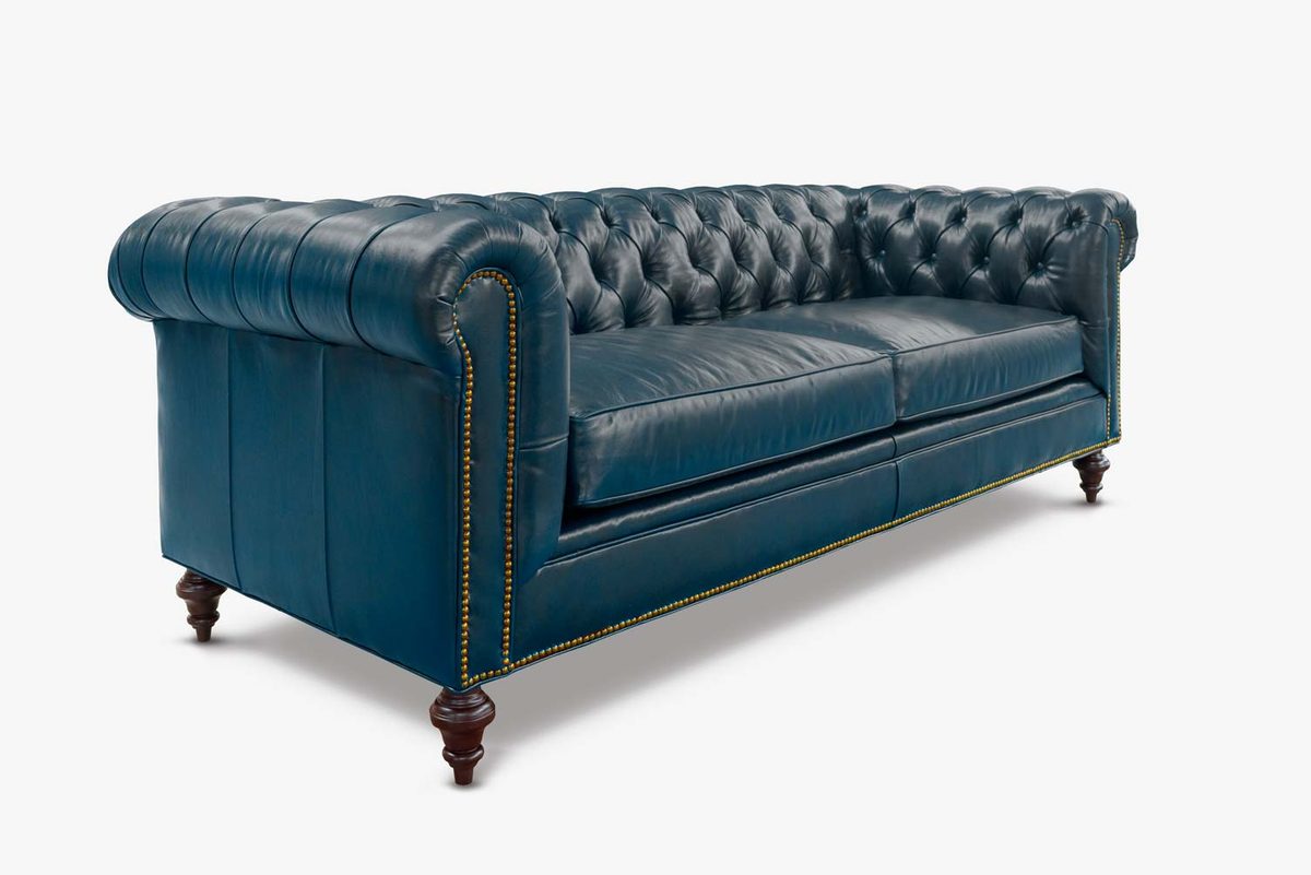 Classic Chesterfield Sofa thumbnail 2