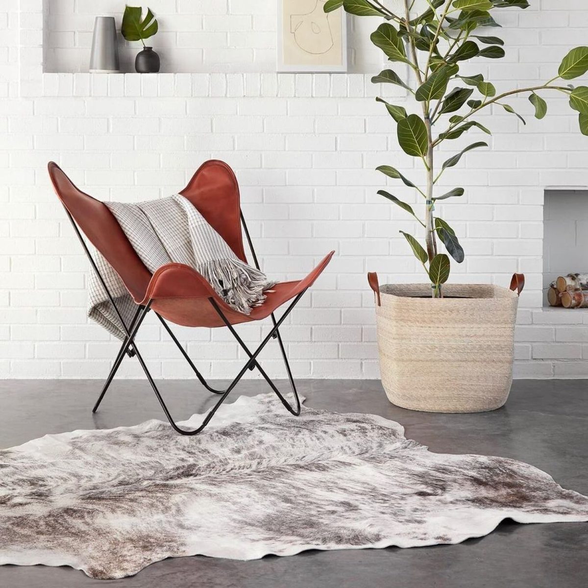 Cognac Vintage Butterfly Chair thumbnail 2