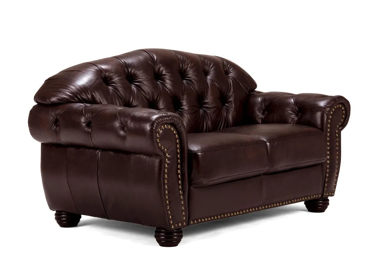 IndiFash 2 Seater Colonial Chesterfield Sofa