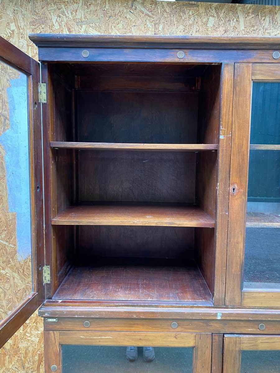 IndiFash Antique Wooden Double Glass Cabinet thumbnail 4