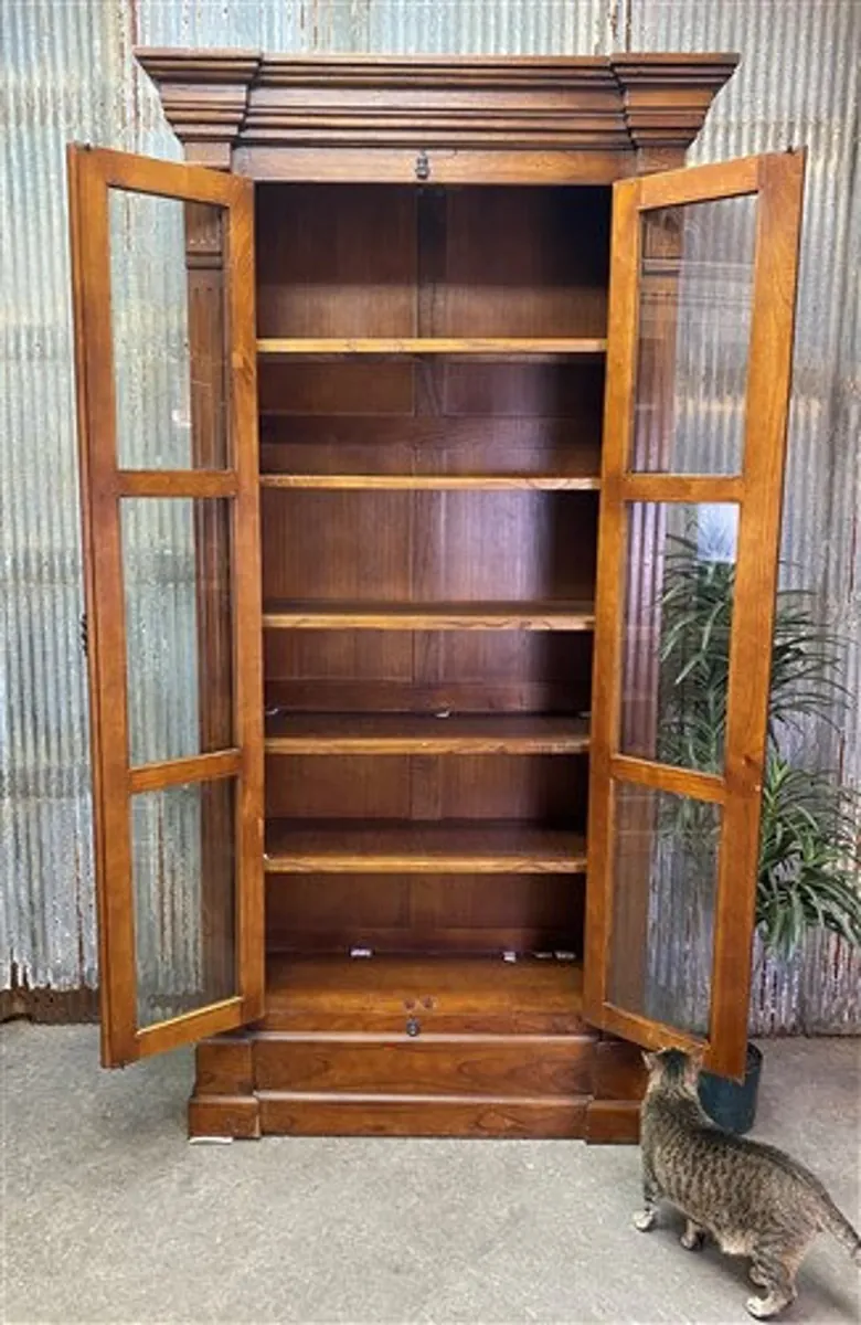 IndiFash Antique Wooden Glass Display Cabinet thumbnail 6