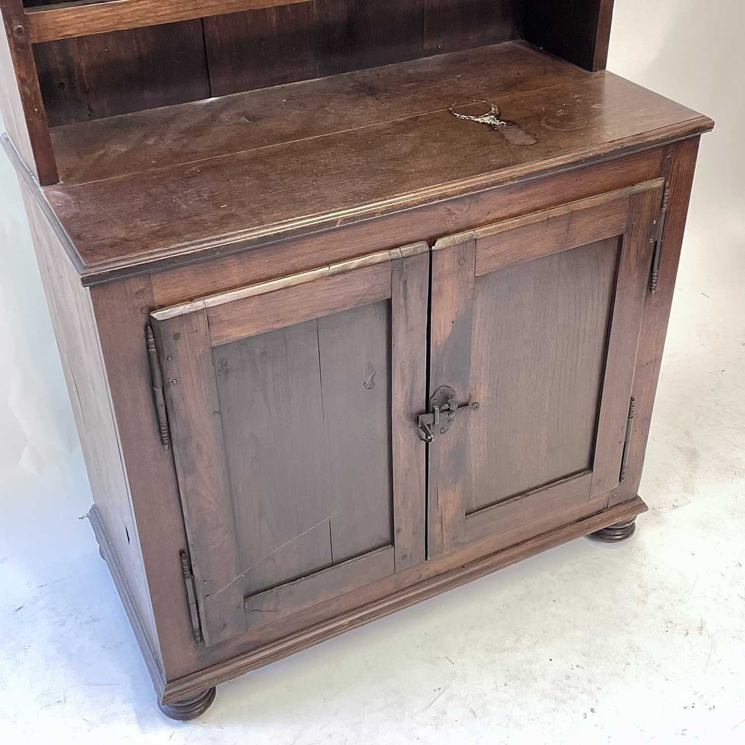 IndiFash Antique Wooden Kitchen Dresser thumbnail 4