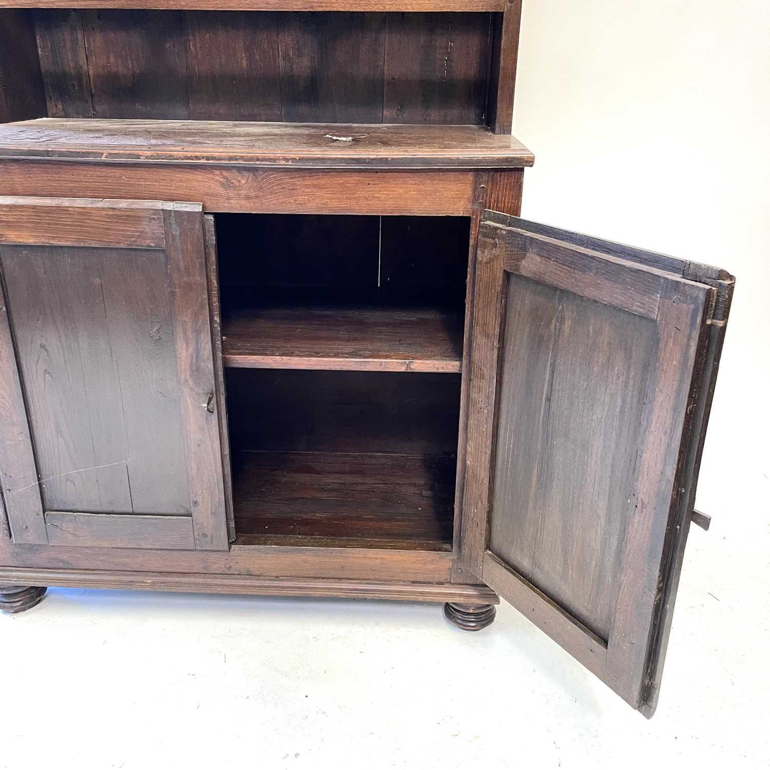 IndiFash Antique Wooden Kitchen Dresser thumbnail 5