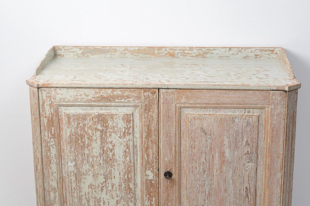 IndiFash Antique Wooden Sideboard thumbnail 3