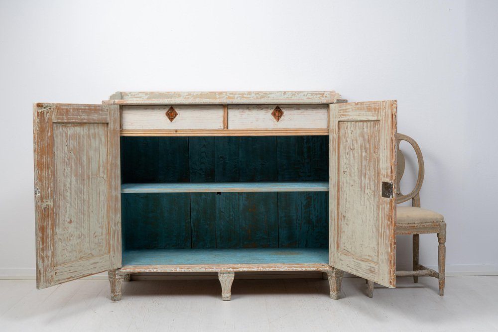 IndiFash Antique Wooden Sideboard thumbnail 6