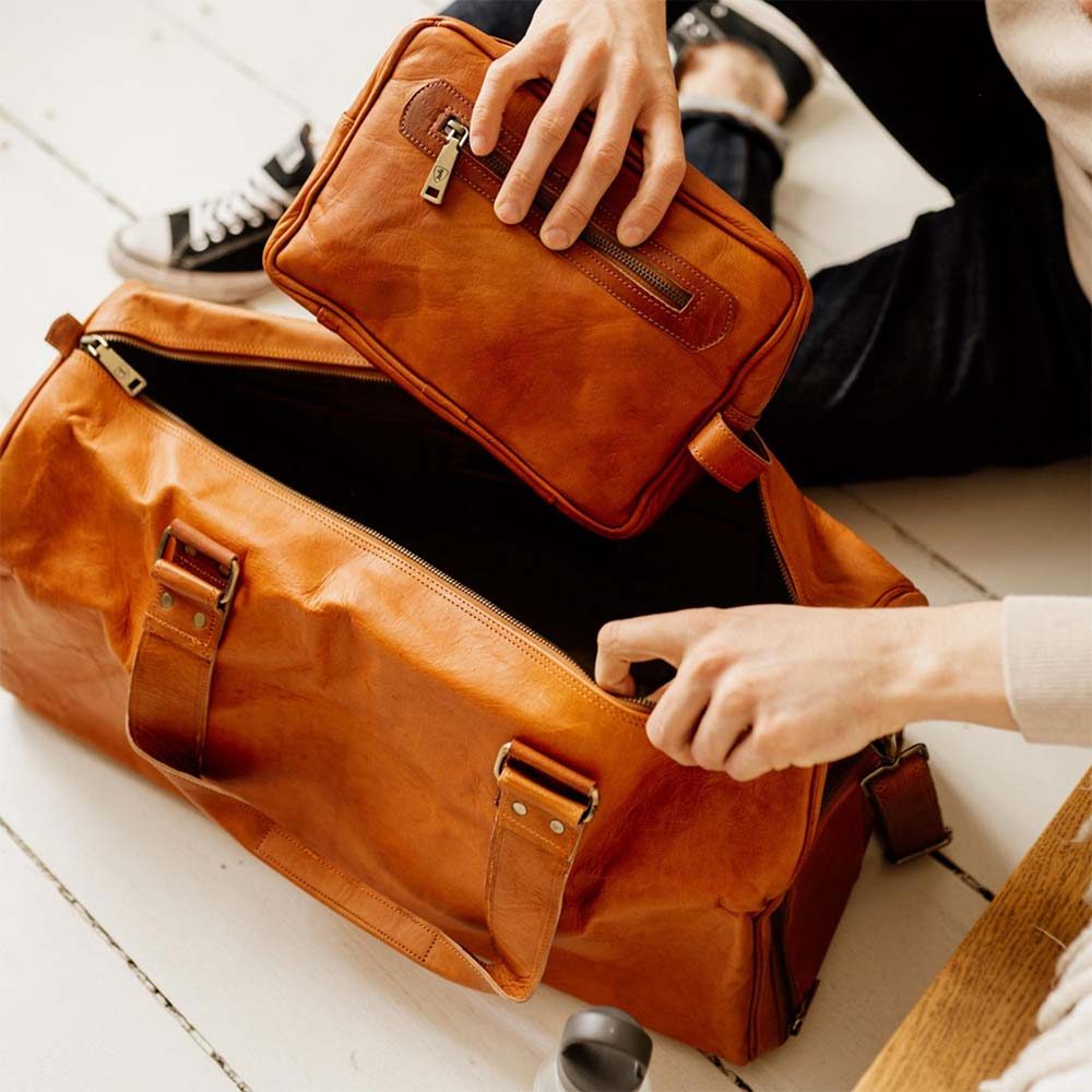 IndiFash leather duffle bag thumbnail 10