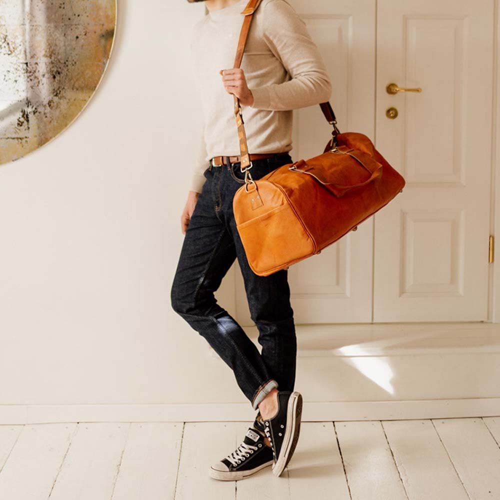 IndiFash leather duffle bag thumbnail 9