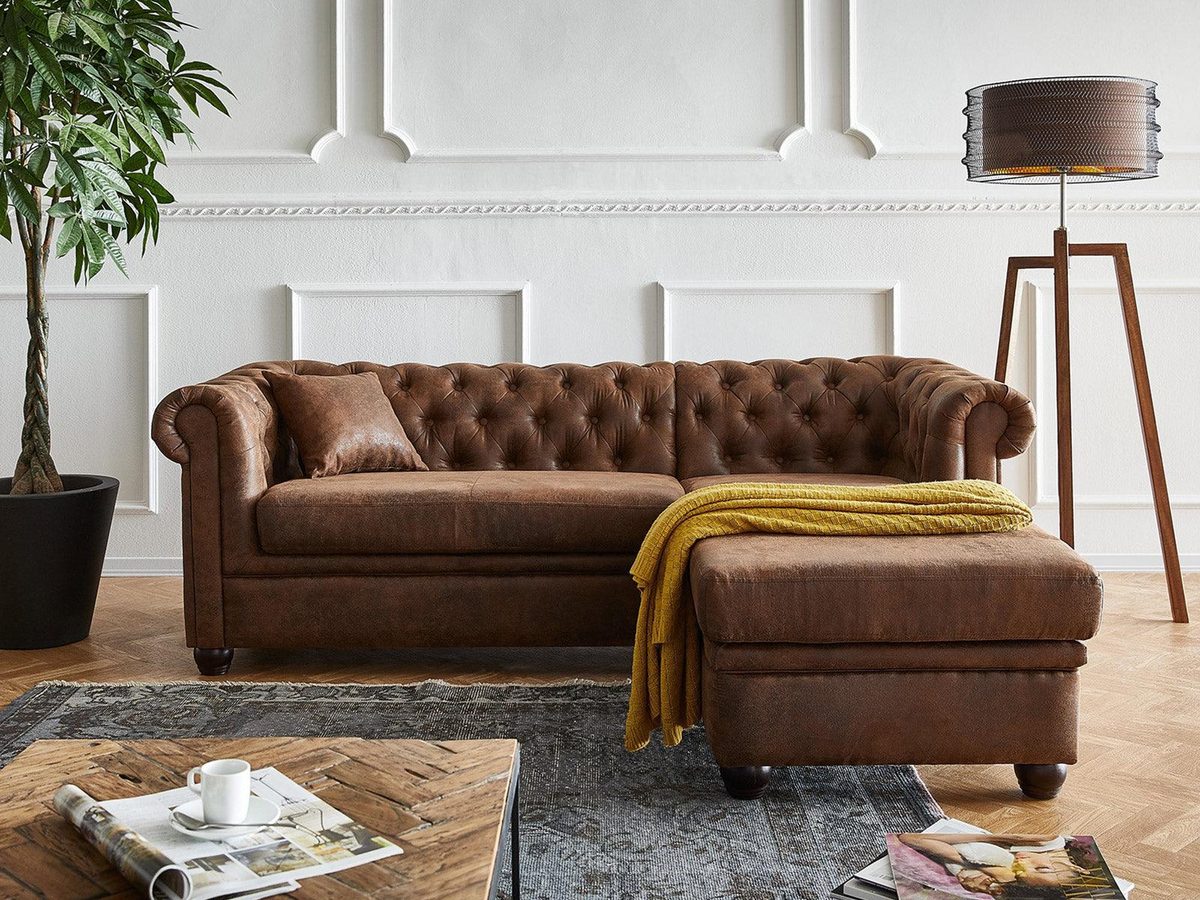 IndiFash Vintage Chesterfield Brown Ottoman Right