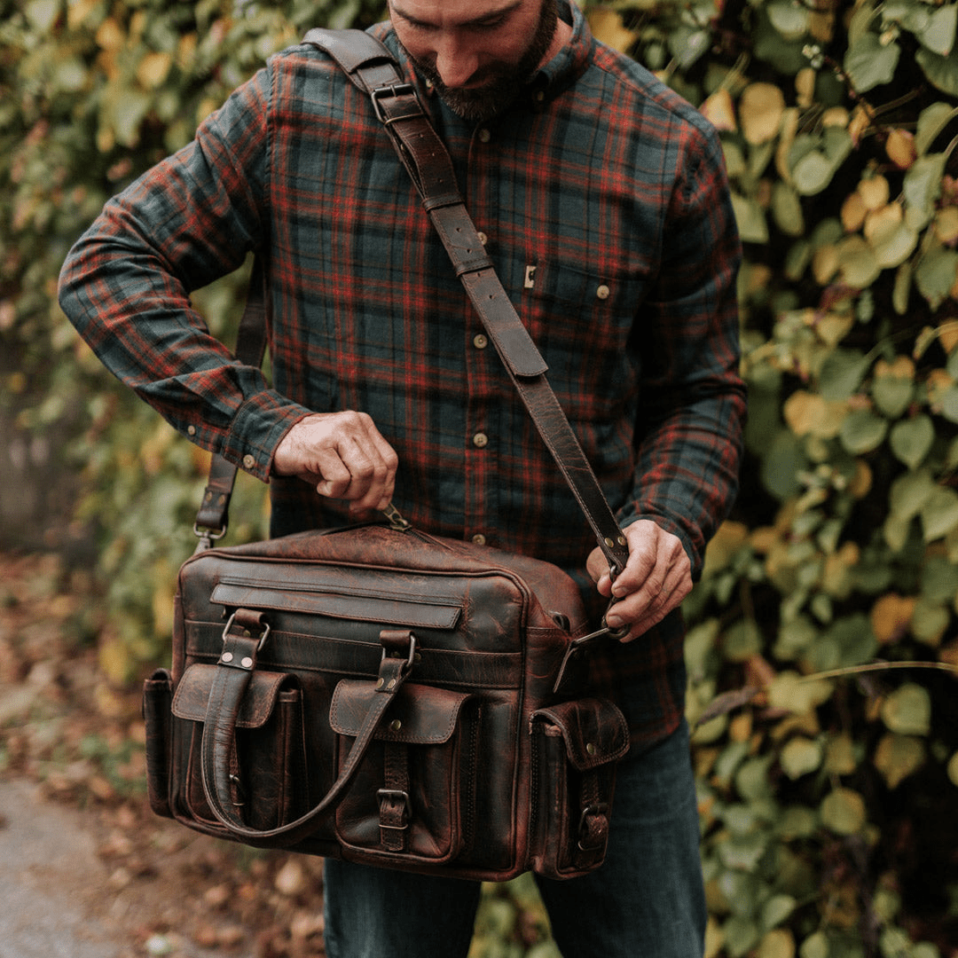 IndiFash ROOSEVELT BUFFALO LEATHER PILOT BAG - LARGE thumbnail 3