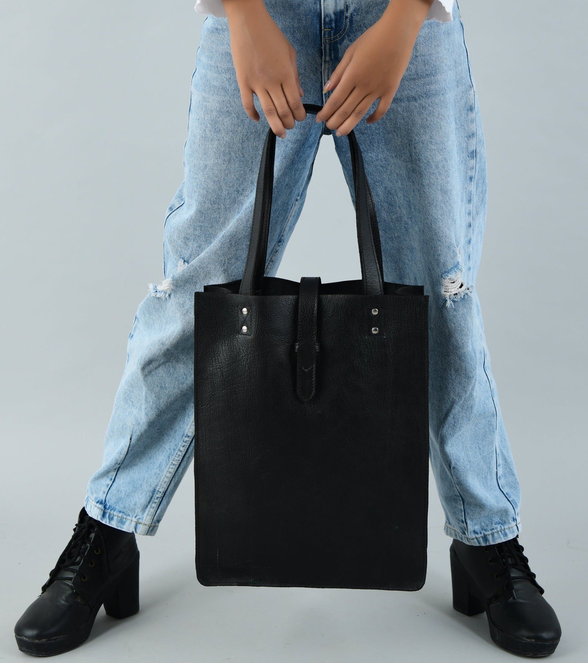 Ebony Elegance Leather Tote thumbnail 4