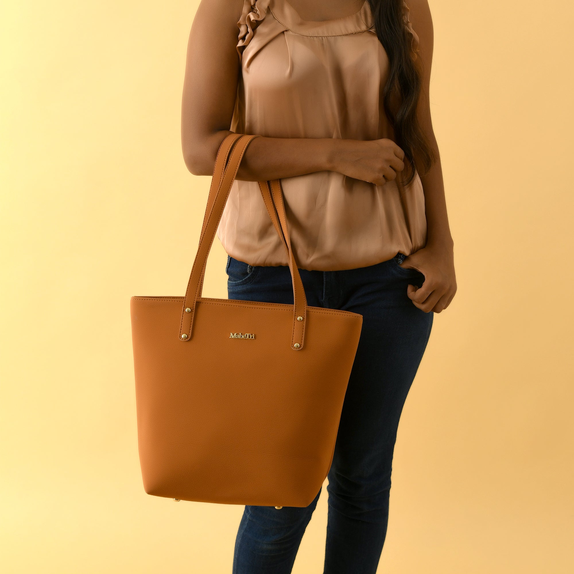 Era Vegan Leather Tote - Tan Brown thumbnail 2