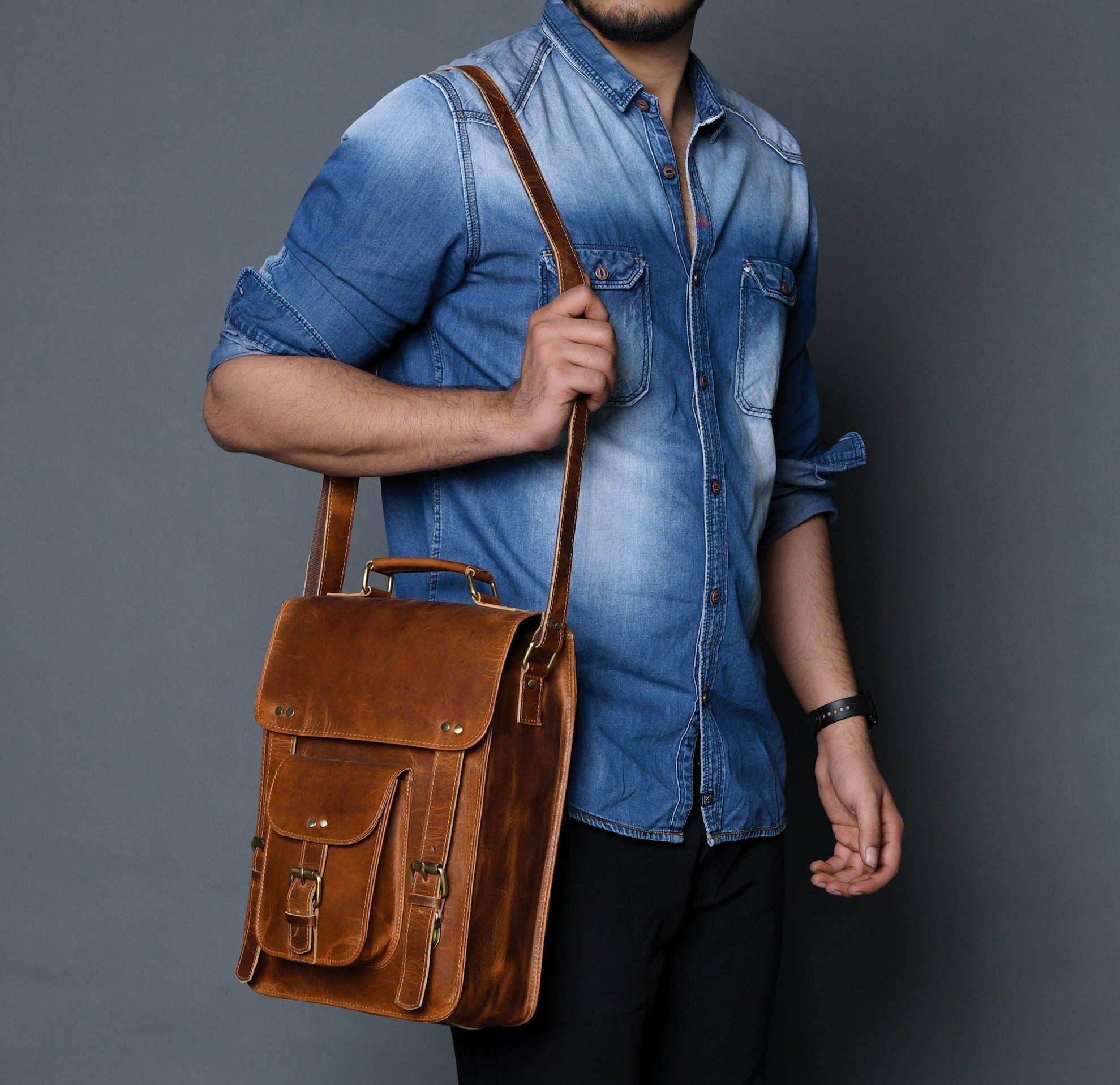 Front Pocket Daily Messenger Bag thumbnail 13