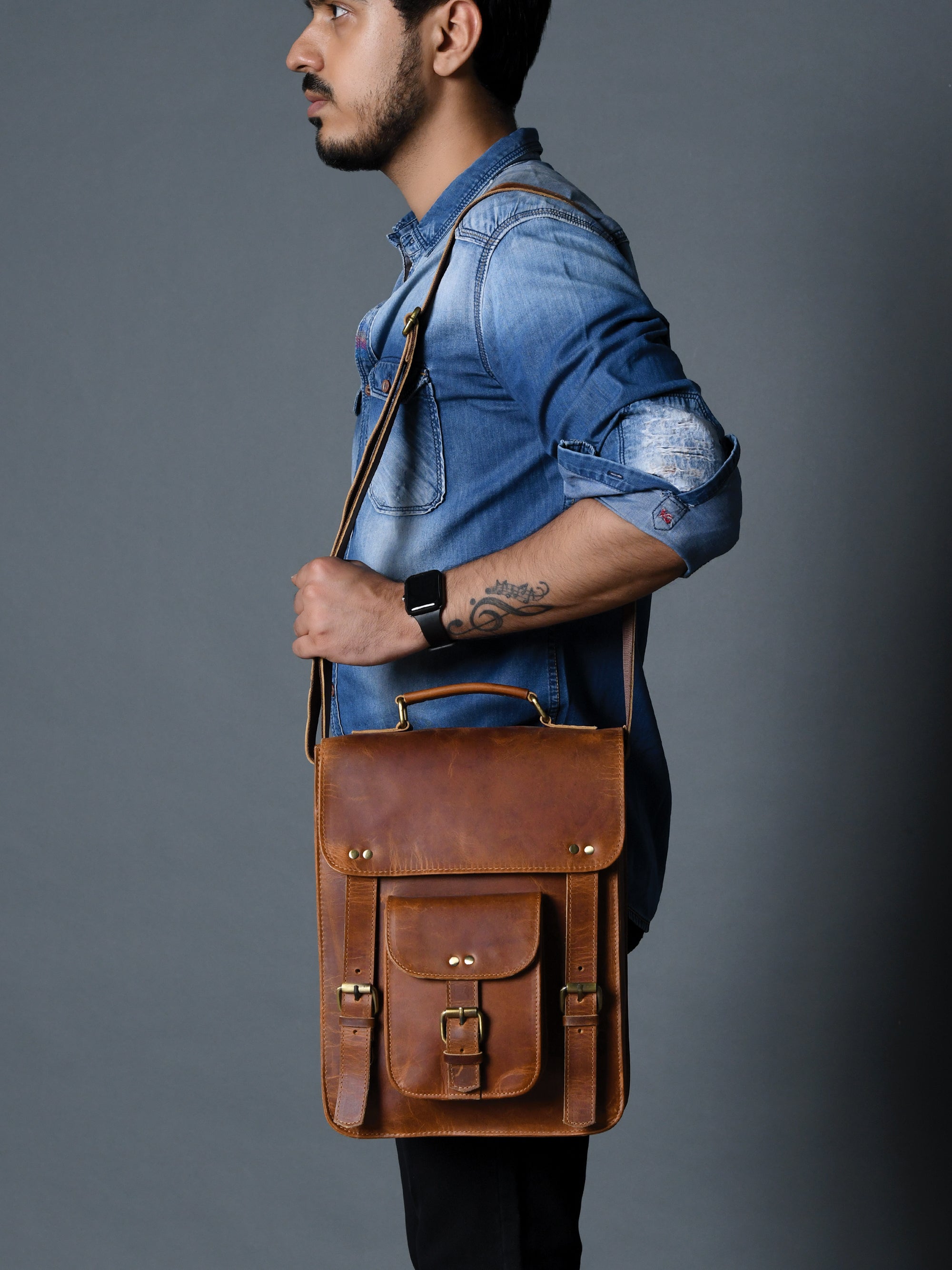 Front Pocket Daily Messenger Bag thumbnail 21