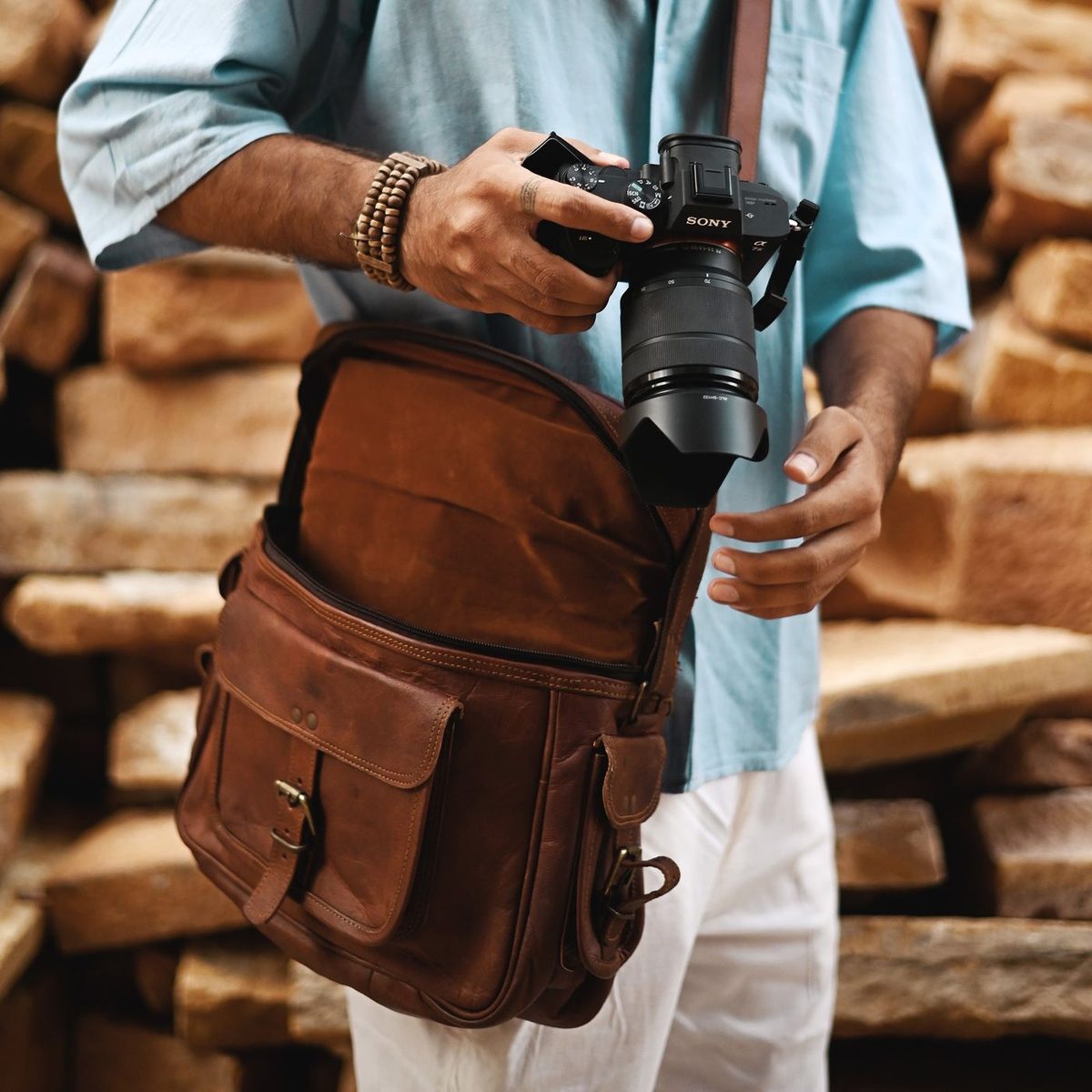 Simmons Camera Bag thumbnail 3