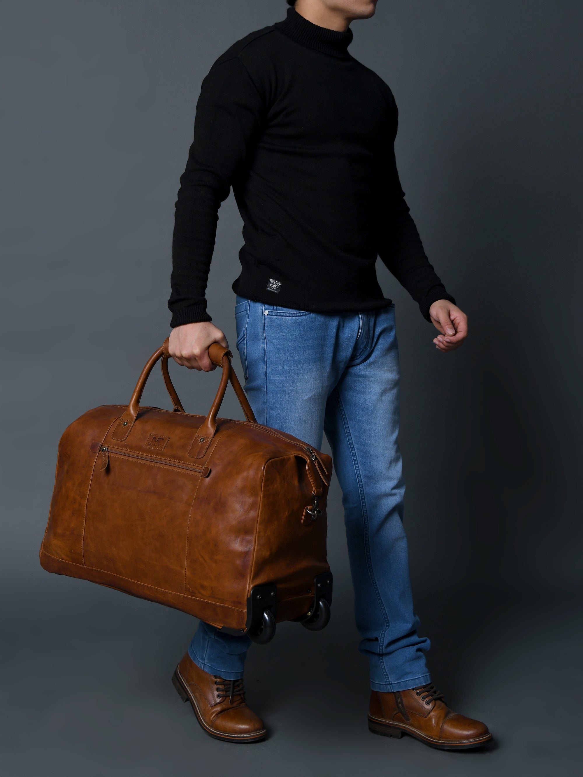 Harbor Leather Trolly Carry-On thumbnail 12
