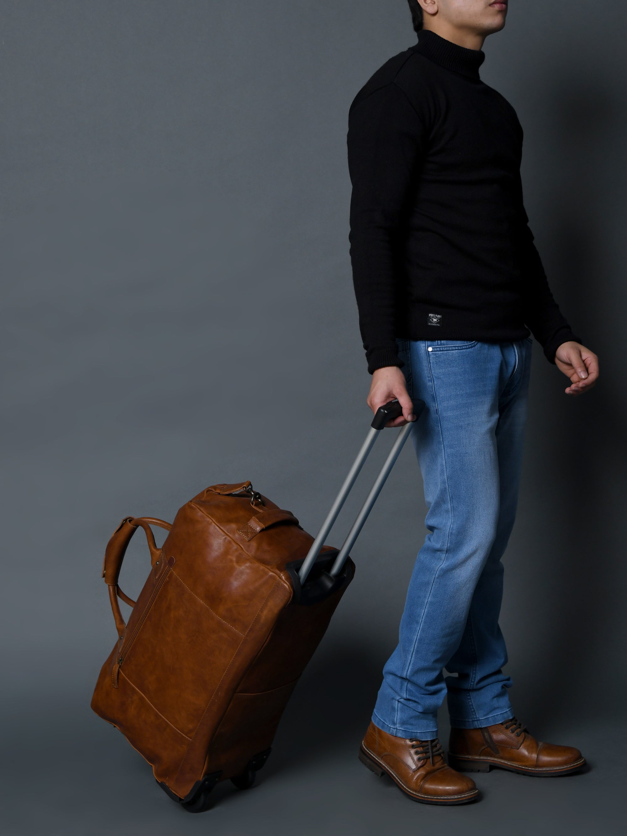 Harbor Leather Trolly Carry-On thumbnail 3