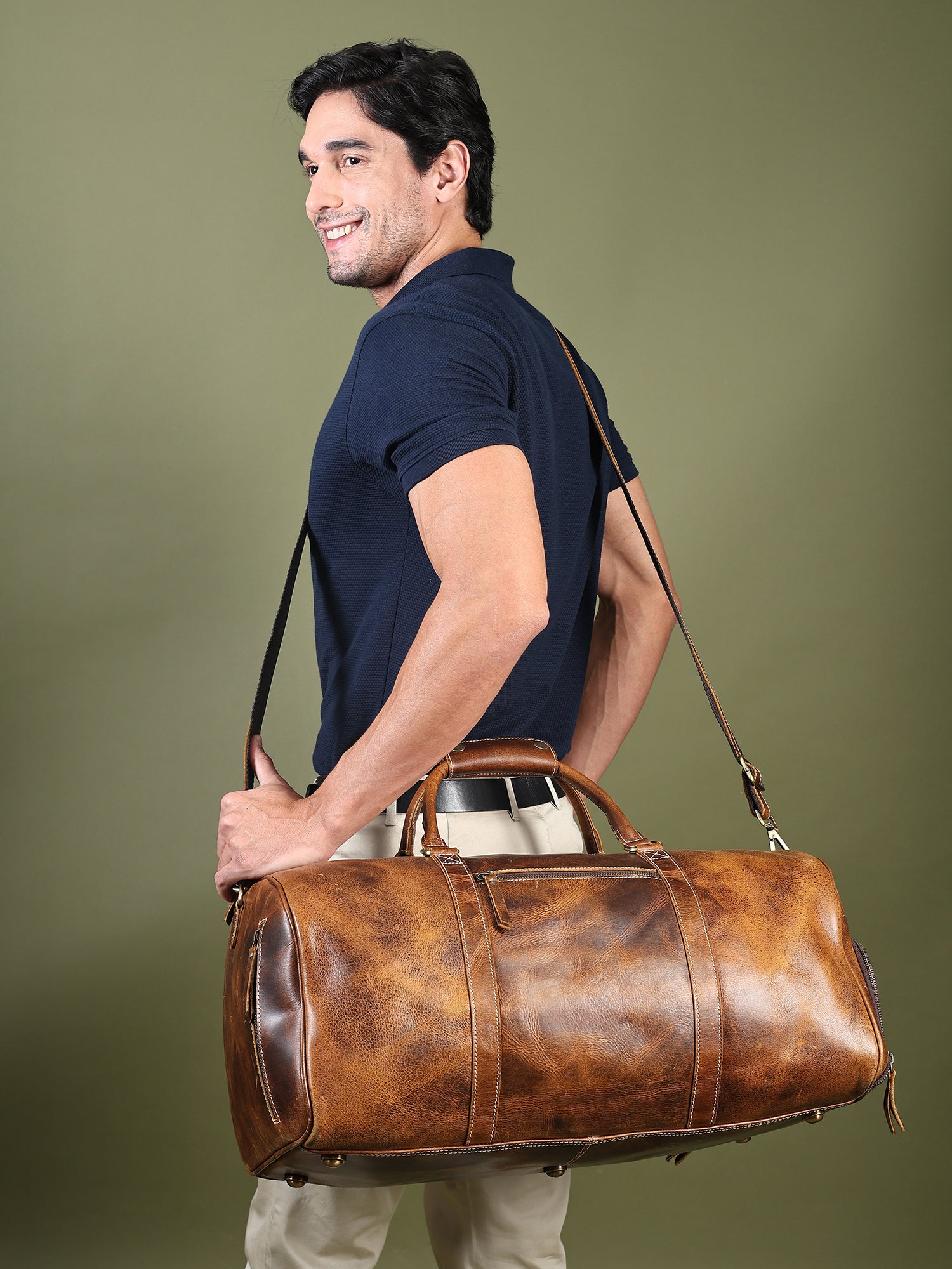Heritage Buffalo Leather Duffel Bag thumbnail 12