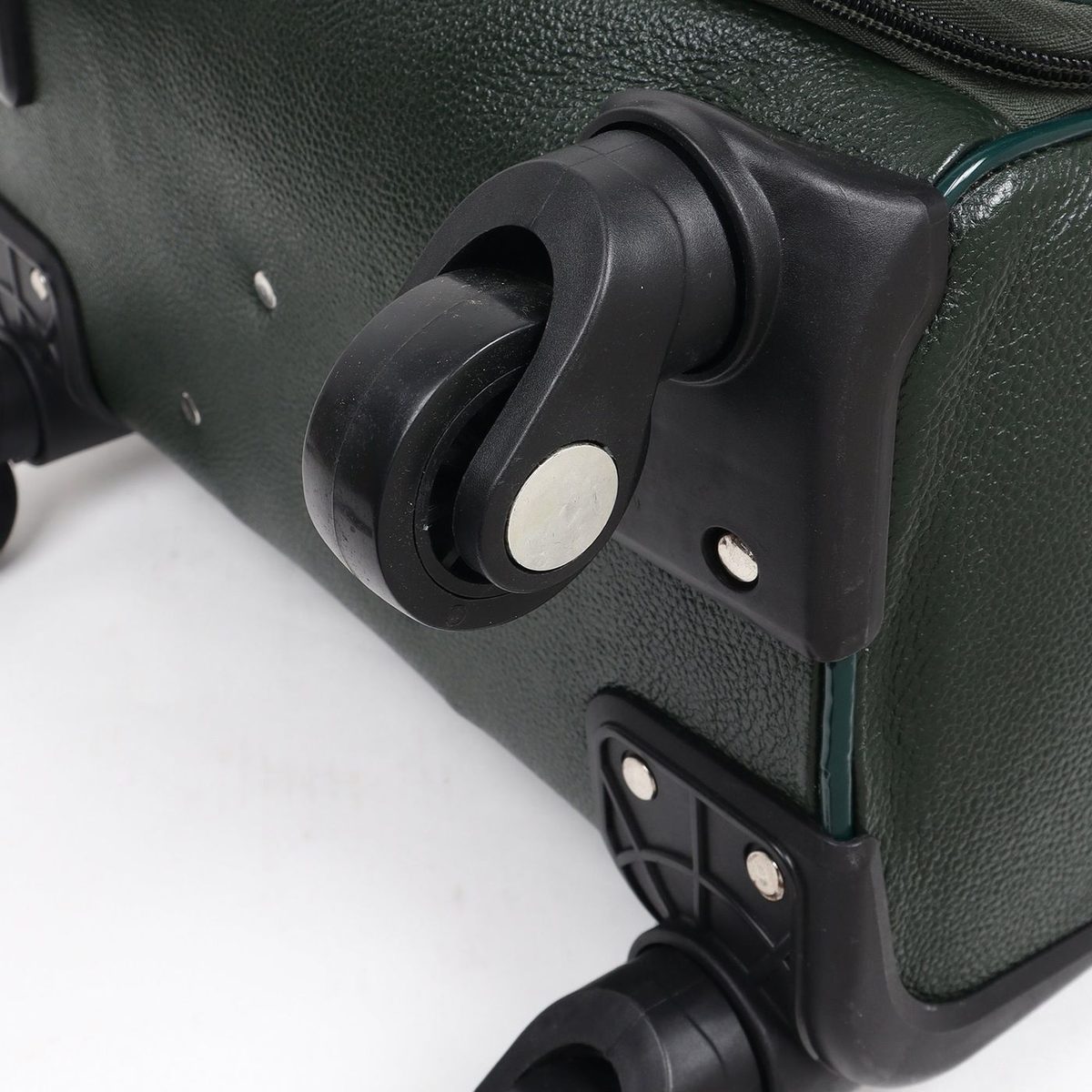 Horizon Leather Trolley Suitcase, Green thumbnail 8