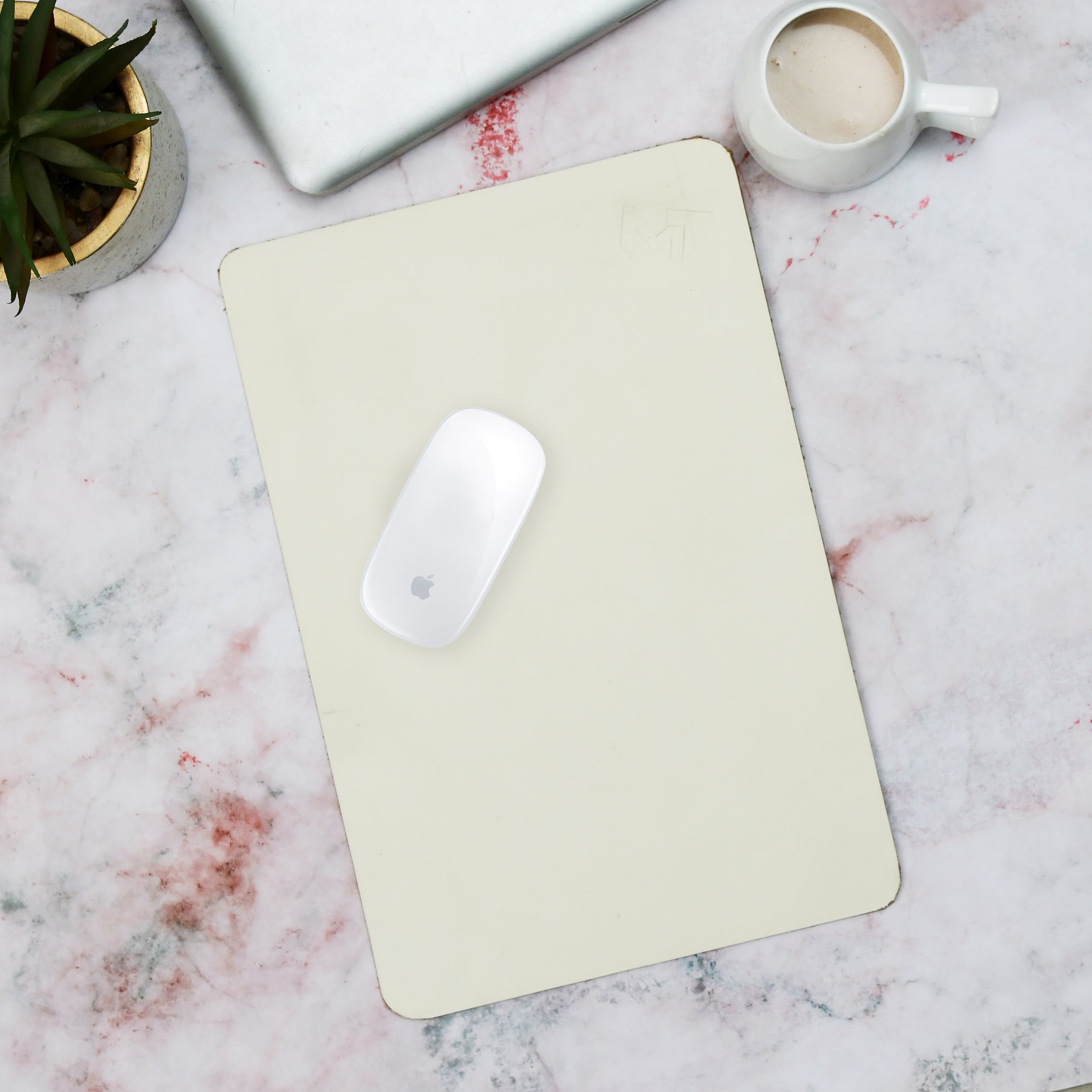 Ivory Elegance Leather Desk Mat + Mouse Pad thumbnail 3