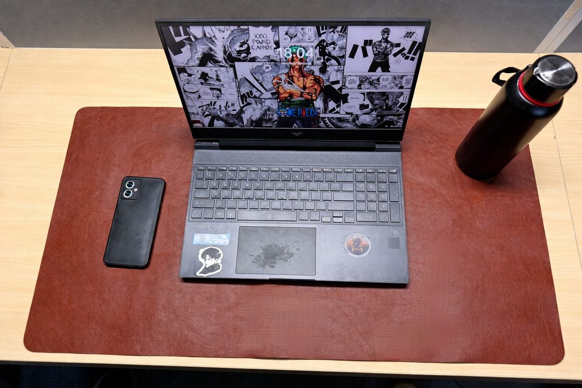 Leather Desk Mat thumbnail 2