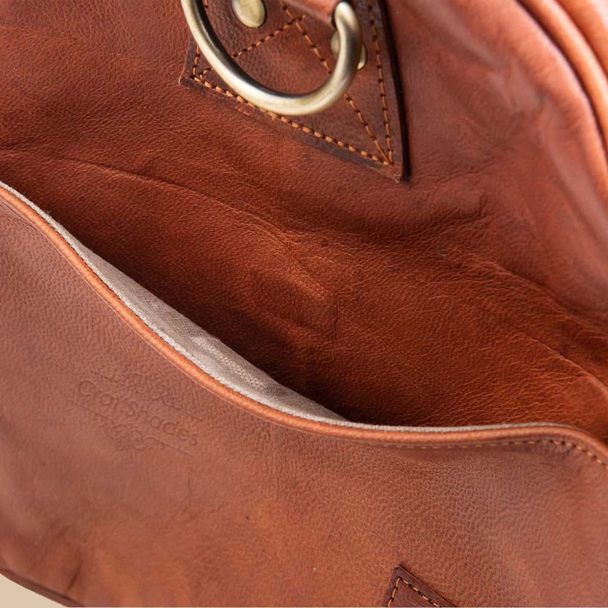 IndiFash leather duffle bag thumbnail 3