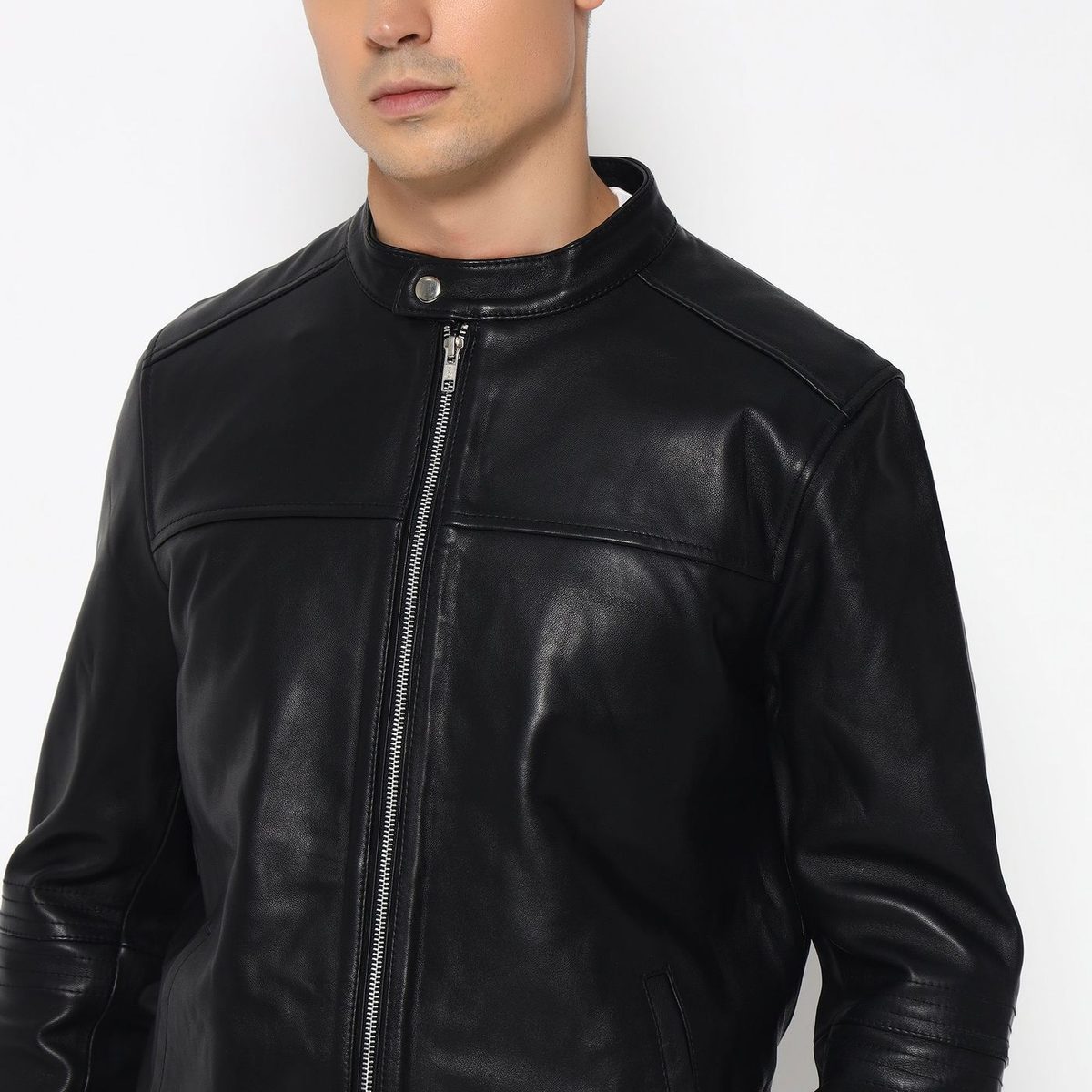 Men’S Timeless Plain Black Leather Jacket thumbnail 2