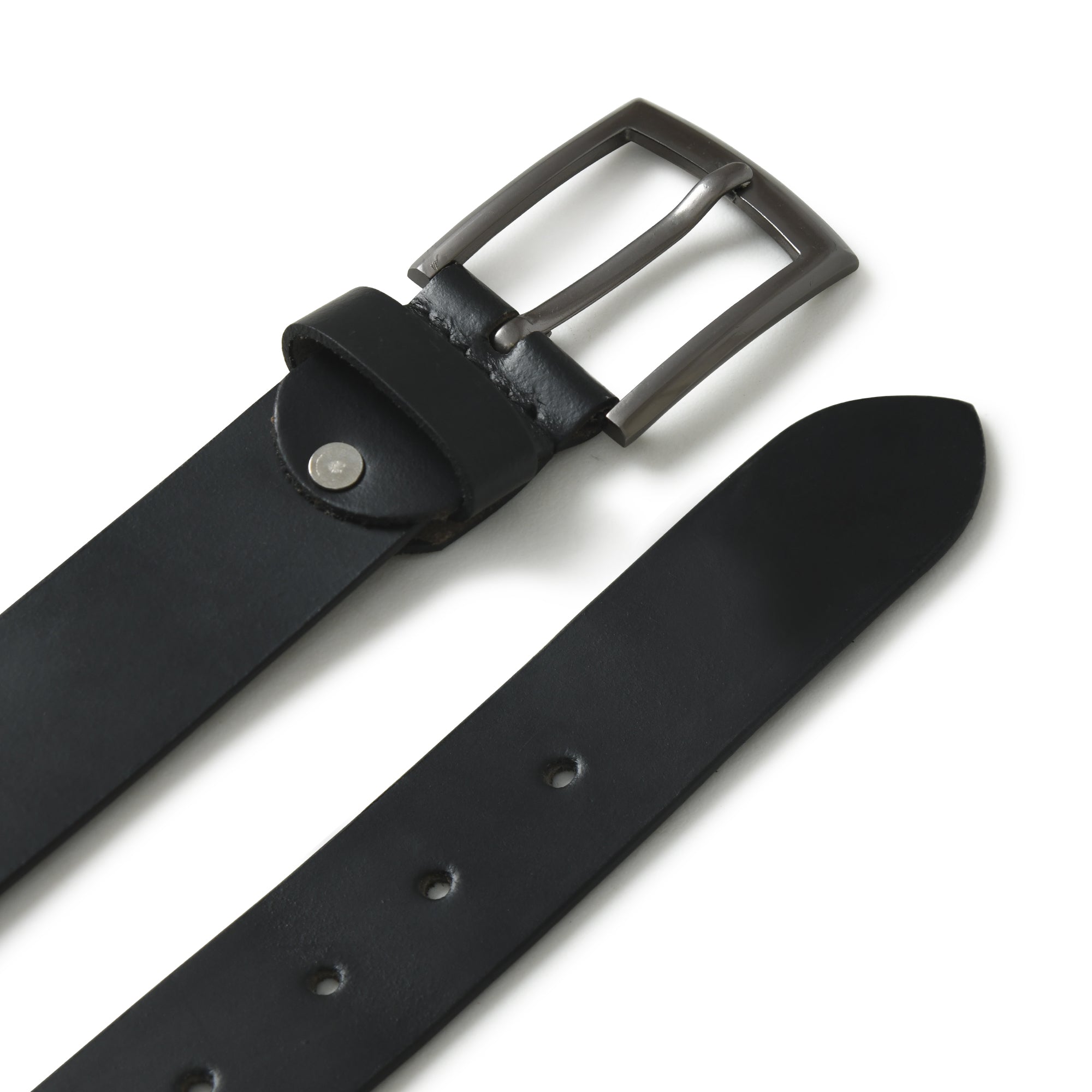 Minimalist Black Leather Belt thumbnail 15