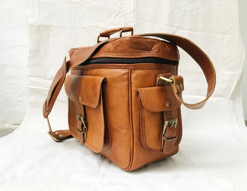 IndiFash Leather Camera Bag thumbnail 3