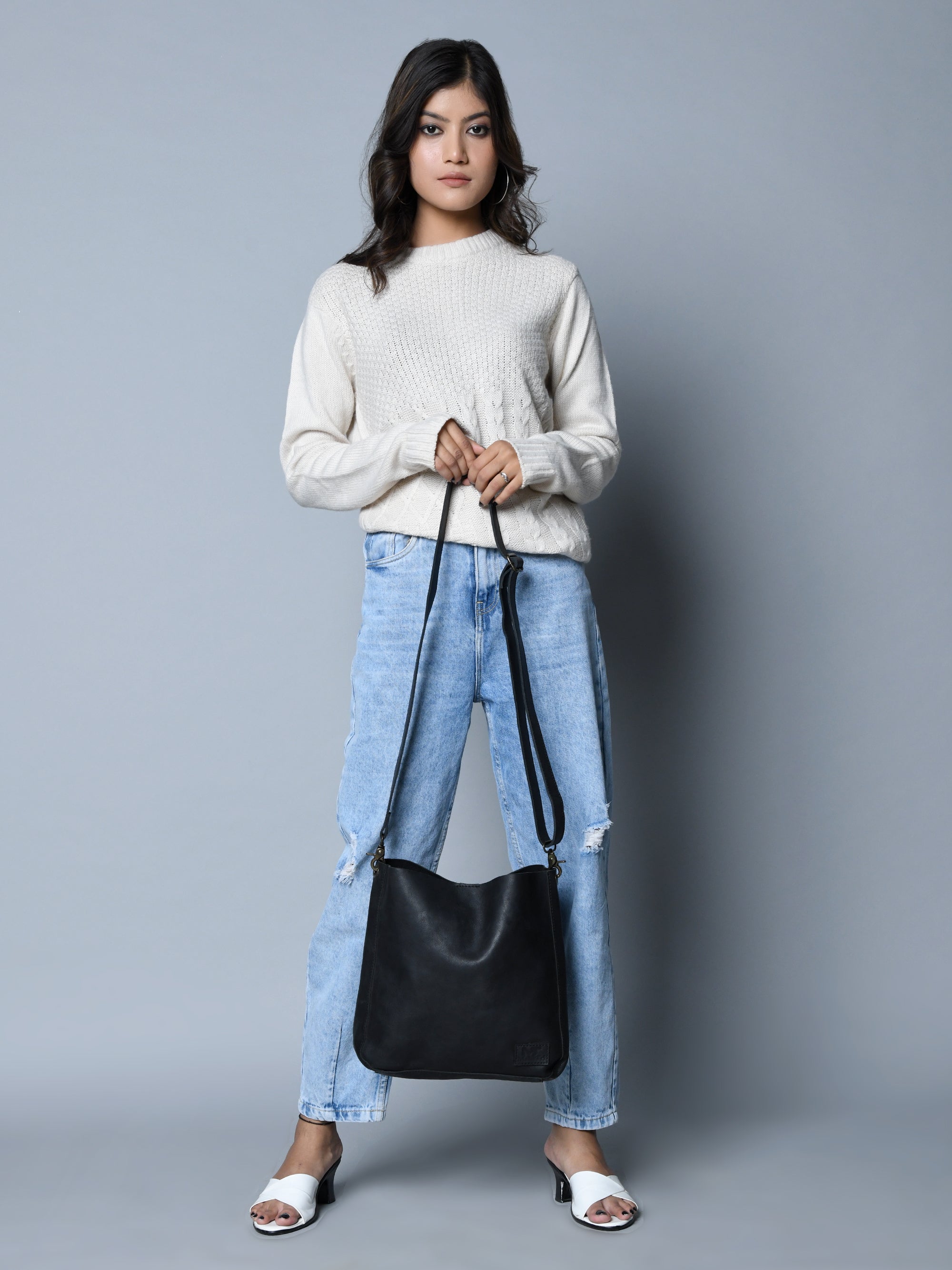 Serenity Everyday Crossbody Sling, Black thumbnail 9